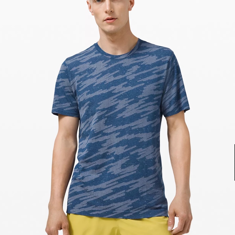 Lululemon Men’s Metal Vent Tee